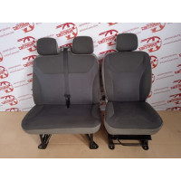 Комплект передніх сидінь Opel Vivaro 2007-2014 93160731